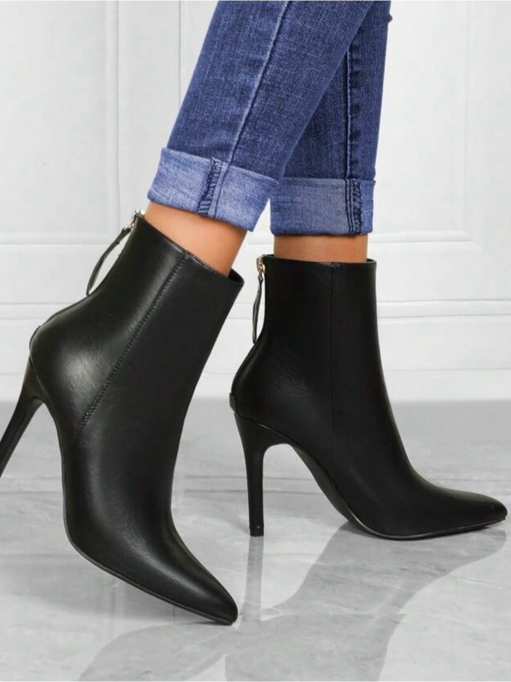 Black Stiletto Ankle Boots - Women's Fashion Heel